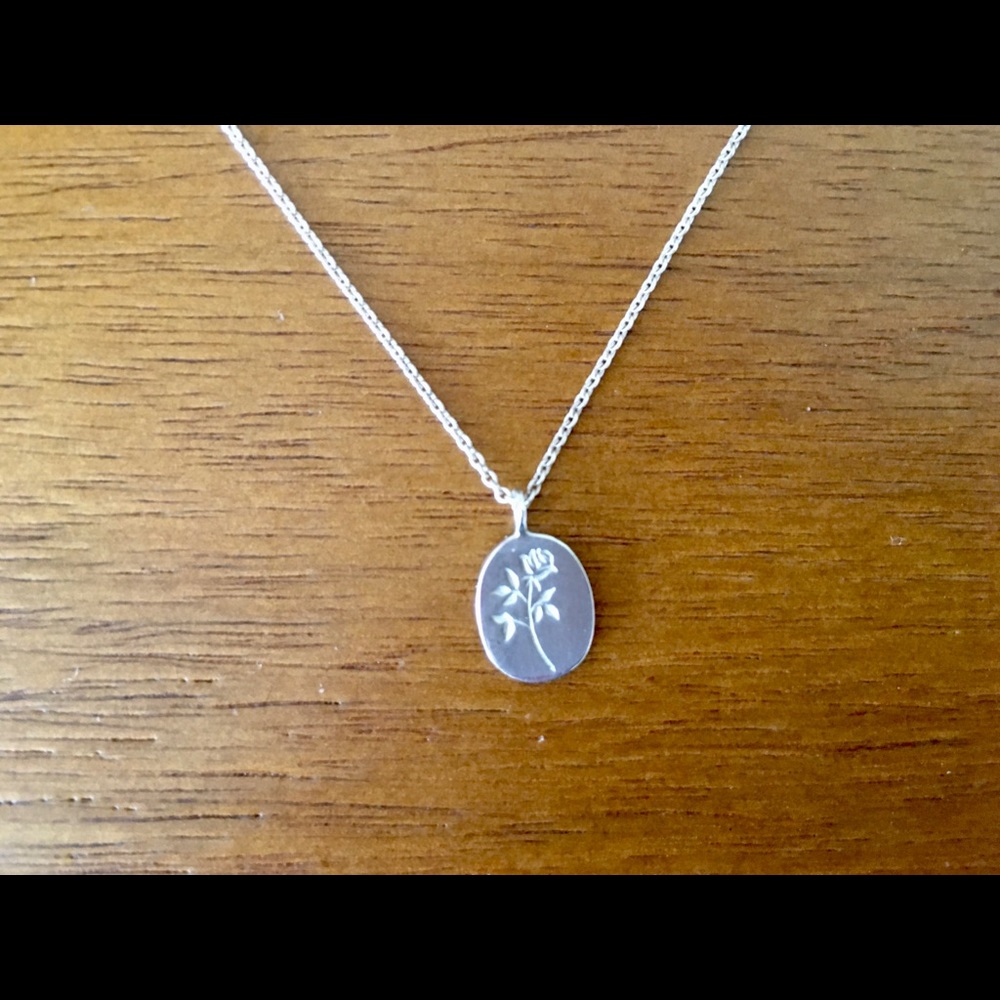 Claus - Rosebud pendant necklace, sterling silver